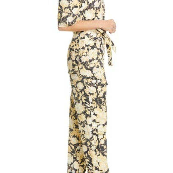 green emerald velvet dress Evemarie Gown + (Gold) – Rebecca Schoneveld main image 1